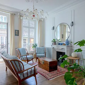 De La Tour De L'horloge De Apartment